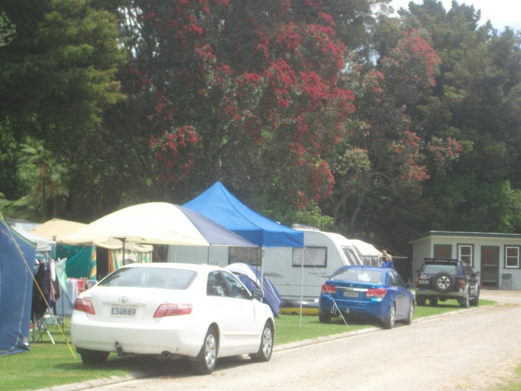 Karamea Holiday Park Экстерьер фото