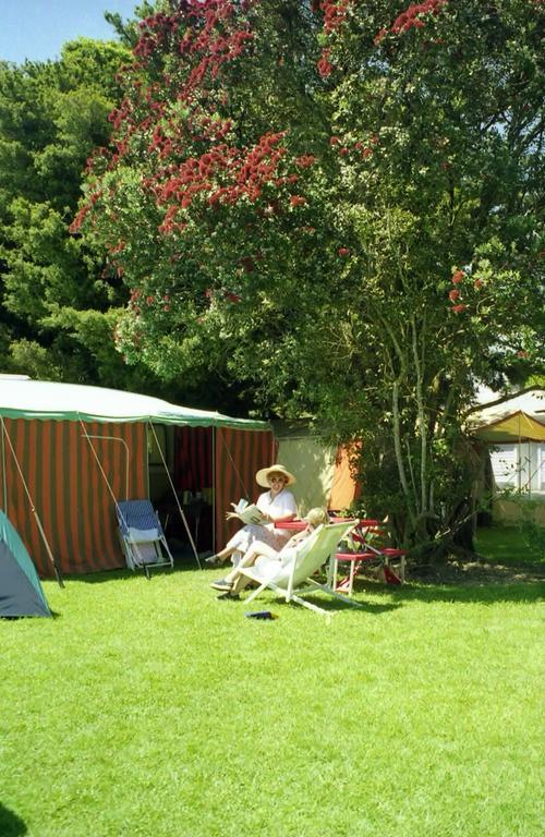 Karamea Holiday Park Экстерьер фото