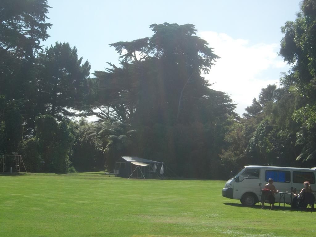 Karamea Holiday Park Экстерьер фото