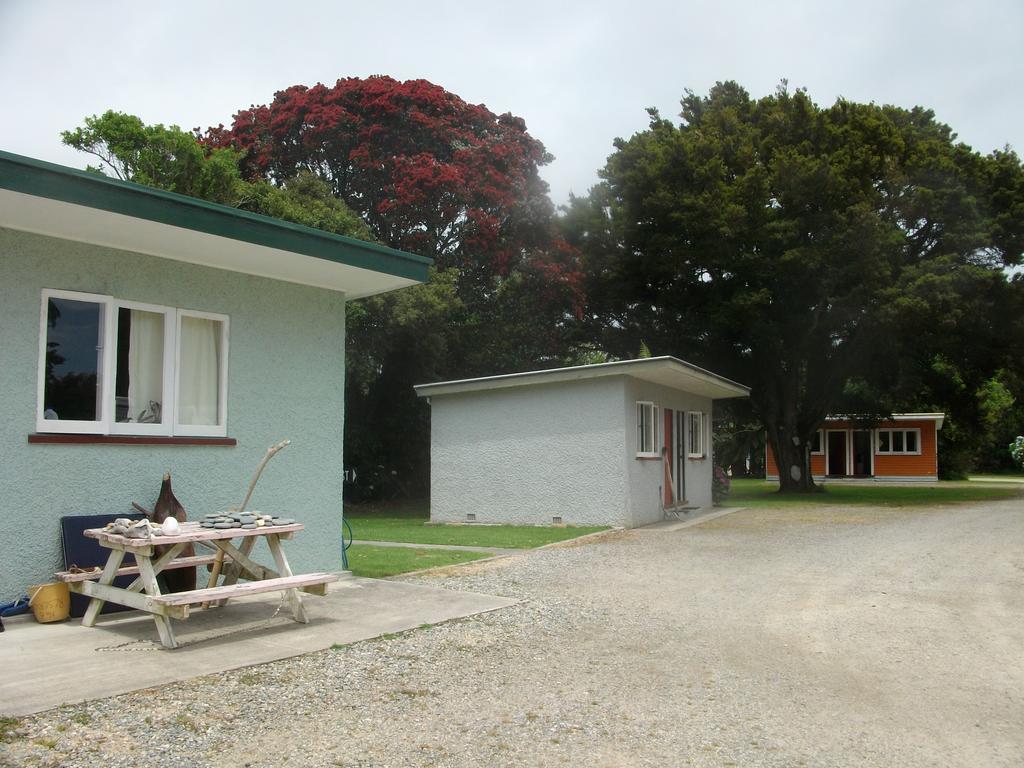 Karamea Holiday Park Экстерьер фото